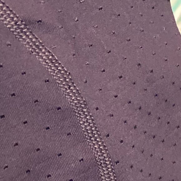 Lululemon Emerge Renewed Crop *Full-On Luon Shine Dot Black Grape - Picture 9 of 9